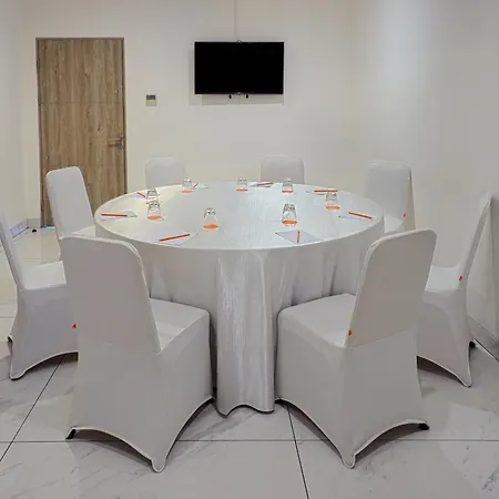 HARRIS Hotel&Conventions Bundaran Satelit Surabaya-3