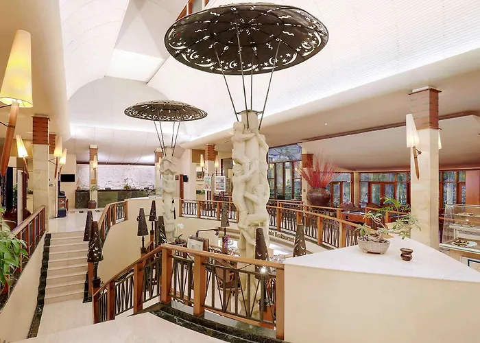 Grand Tropic SuitesHotel Surabaya